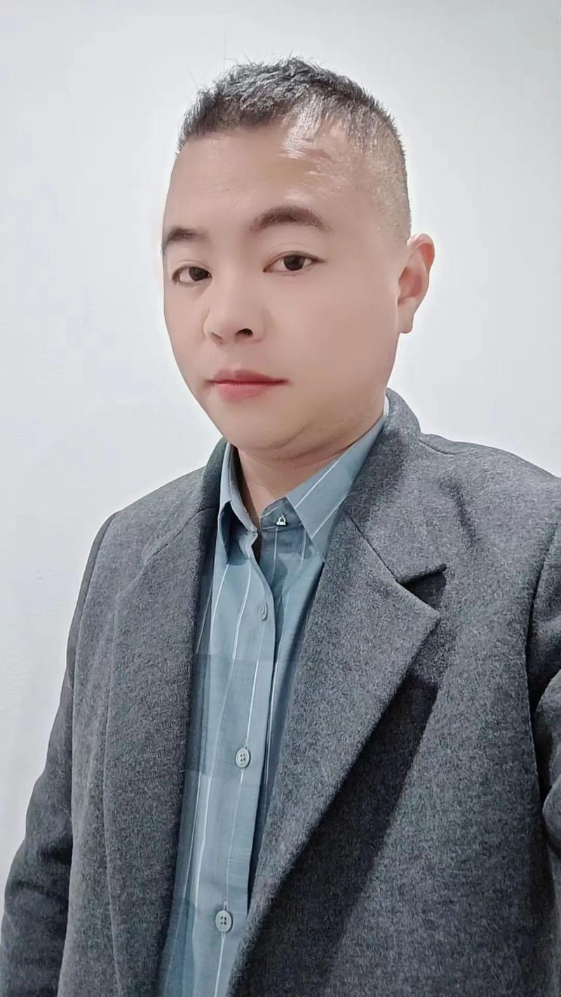 愿有岁月可回首